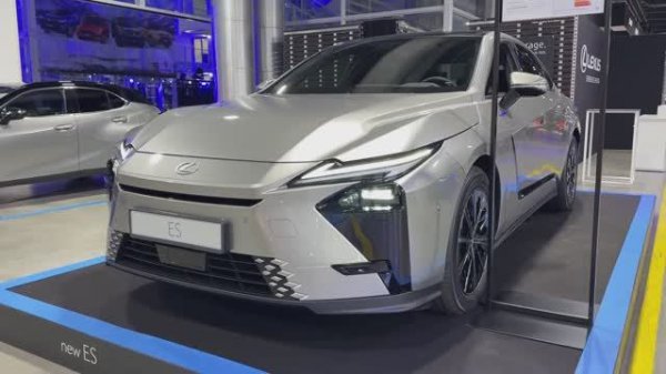 LEXUS ES 2026 обзор