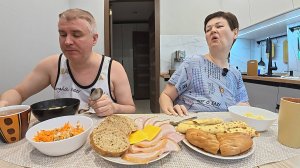 Мукбанг Вован решил показать ХАРАКТЕР и включил МУЖИКА! Стряпня моя ему НЕ ПО ВКУСУ! Семейный обед