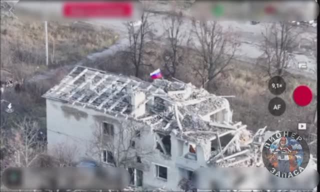 🇷🇺Триколор поднят в южной части Волчанска! смотреть онлайн