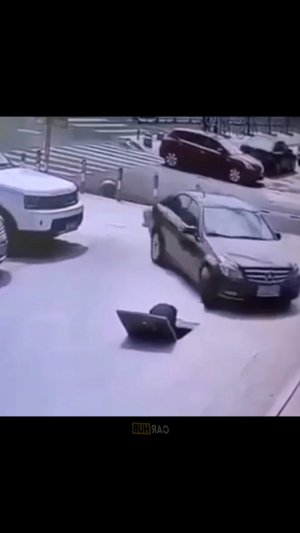 Как так можно было не заметить человека? 🫣😶 #Автомобили #Авто #Машины #Auto #Car #CarHub