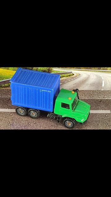 MERCEDES-BENZ ZETROS ПОЧТОВЫЙ смотреть онлайн