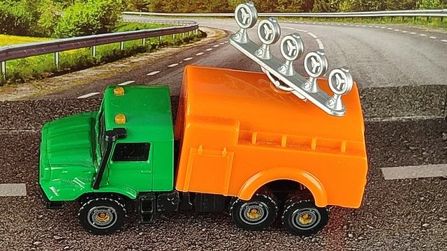 MERCEDES-BENZ ZETROS БЕНЗОВОЗ смотреть онлайн