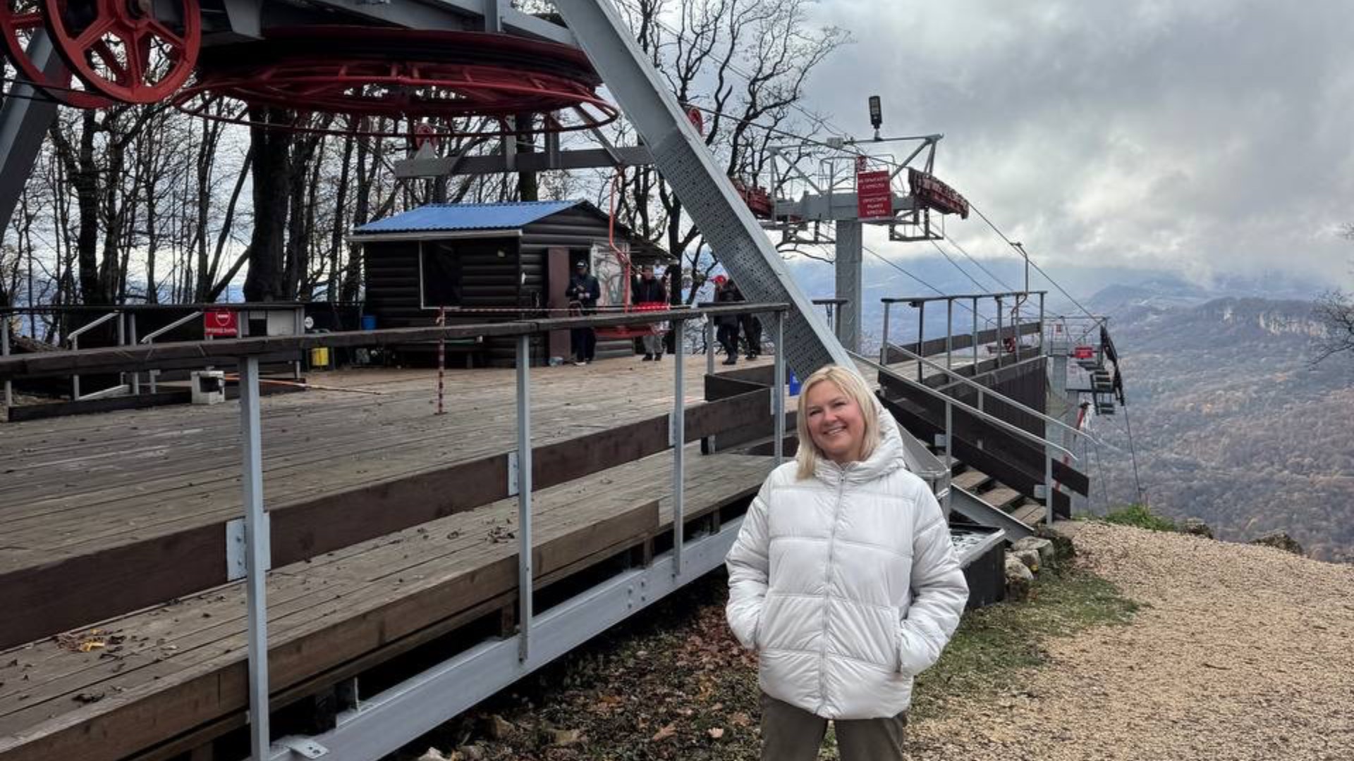 Отдых в Адыгее. Канатка. Дорога к скале Чертов палец. смотреть онлайн