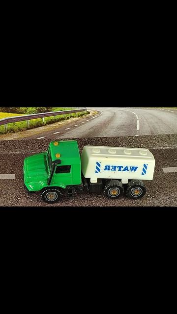 MERCEDES-BENZ ZETROS ВОДАВОЗ смотреть онлайн