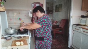 Жизнь в деревне: Готовлю, вкусно - Картошка с салом и луком. Еда любимая