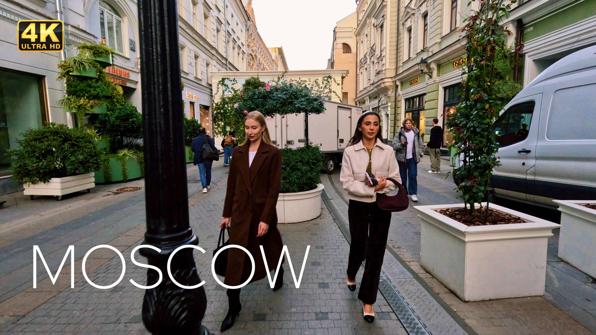🍁 ОСЕНЬ В МОСКВЕ 2025 🍁 Russia Today! Пешая экскурсия по городу 4K HDR 🇷🇺 смотреть онлайн