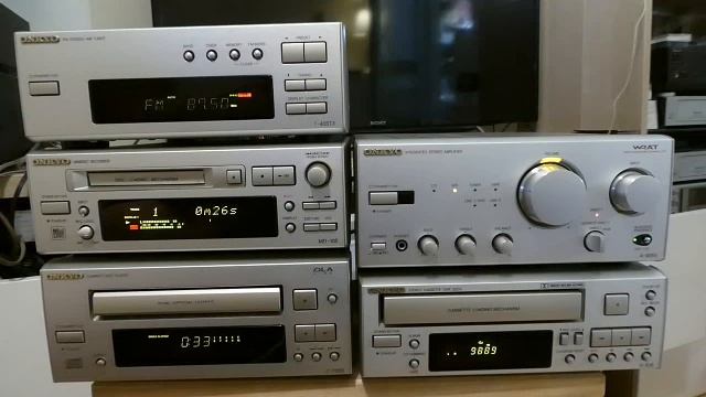 Onkyo блочный комплект - красиво и хороший звук