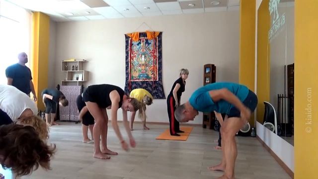 Самомассаж с прохлопыванием и растиранием тела _ Академия Киайдо _ Гранд Мастер