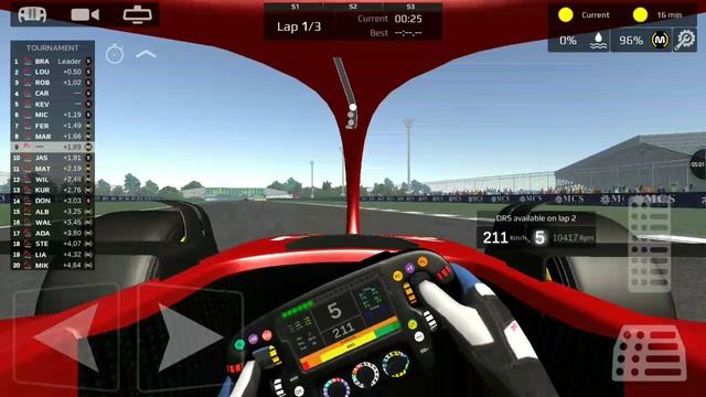 Улучшил и сделал читерский свой болид в F1?