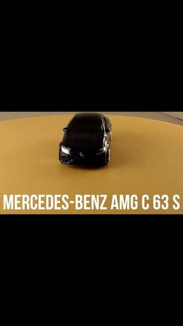 MERCEDES-BENZ AMG C 63 S смотреть онлайн
