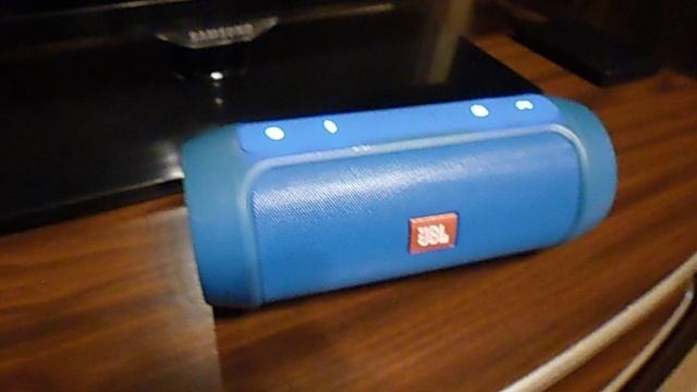 Блютуз колонка JBL