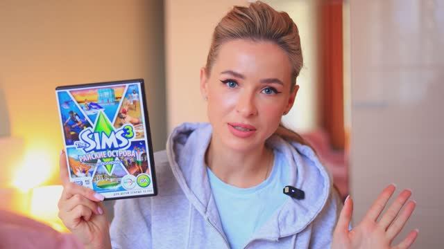 Показываю коллекцию дисков The Sims 2 и Sims 3 • Смотрим трейлеры и ностальгируем