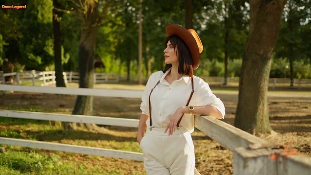 DNDM & Umar Keyn - Behind The Rain (Orginal Mix) смотреть онлайн