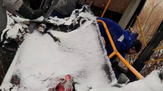 Грузовой поезд сбил автобус на Ореховой сопке смотреть онлайн