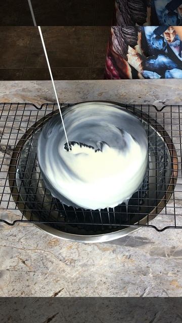 Эстетика для глаз🖤 Зеркальная глазурь