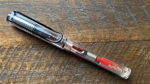 Перьевая ручка Lamy Vista