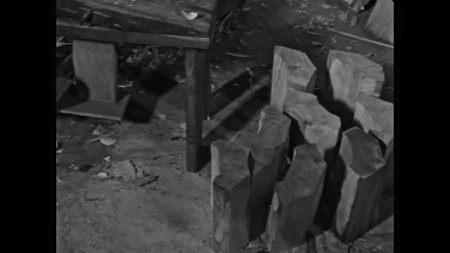 Изделия из дерева от мастера-сбруи XIX века. Старая школа смотреть онлайн