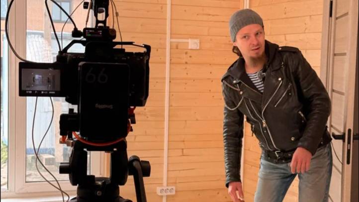 Каркасный дом "Капелла" 10*10 - Разбор от Яши в гостиной