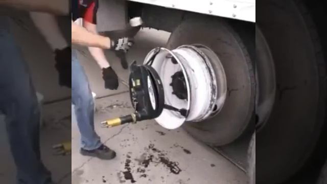 Удобный шиномонтаж!!! смотреть онлайн