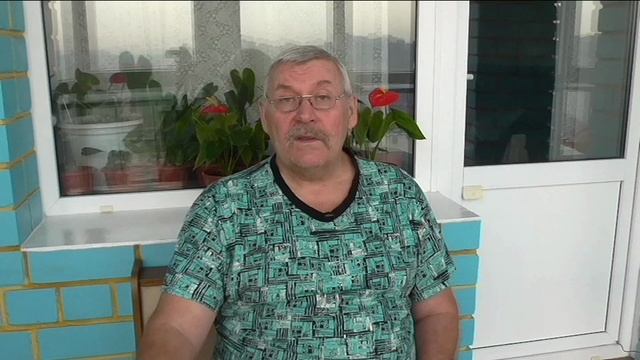 Подготавливаю смородину к зиме