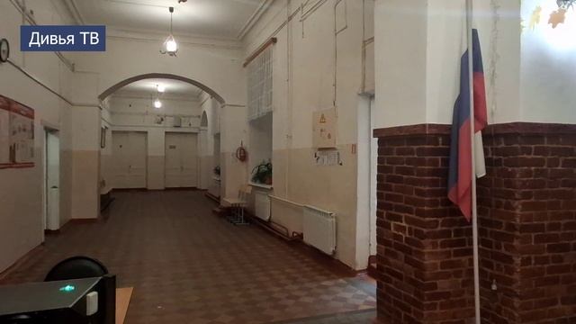 Школа №1 Тихвина отметила 150-летний юбилей! смотреть онлайн