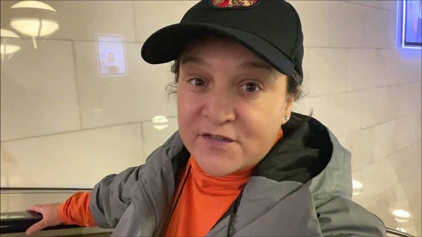 Женщина КУРЬЕР..трудности и ПРИКОЛЫ за смену😜Мужчина ОБИЖЕНКА /Люди от меня отсаживаются /Свадьба!