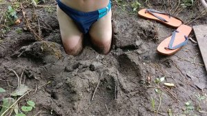 Увяз в подсохшей грязи