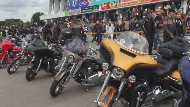 Минск. HOG Rally. Километр Харлеев. Президентский оркестр республики Беларусь. В.Цой кавер группа.