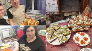 Пирожки с весельем. Целый противень с разной начинкой. С мужем на кухне.