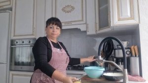 Строительство навеса идет к завершению. Картошка в мультиварке как из печи. Жизнь семьи в деревне.