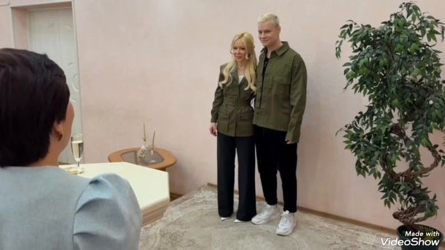 Примите поздравления... от всех добрых сердец... смотреть онлайн