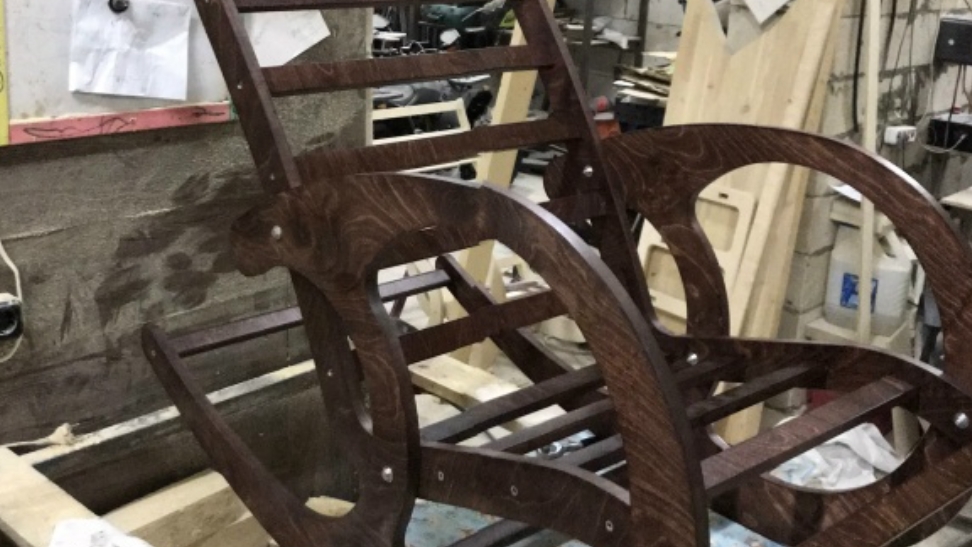 Крашу кресло качалку. смотреть онлайн