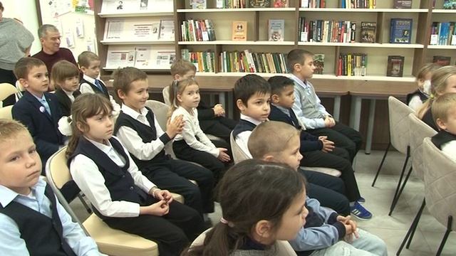 1_Мероприятие в библиотеке, посвященное Дню народного единства смотреть онлайн