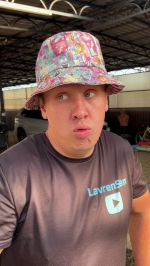 УСТУПИЛИ СТАРШИМ