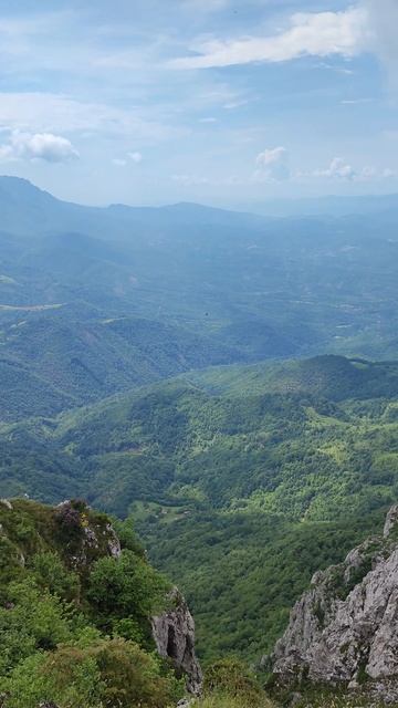 Rzenac (1459 m) Serbia (Рженац) смотреть онлайн