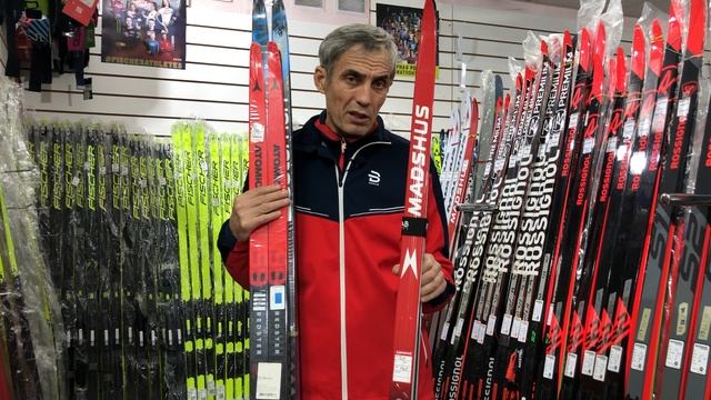 Какую фирму гоночных лыж выбрать? Какие особенности у разных фирм?! смотреть онлайн