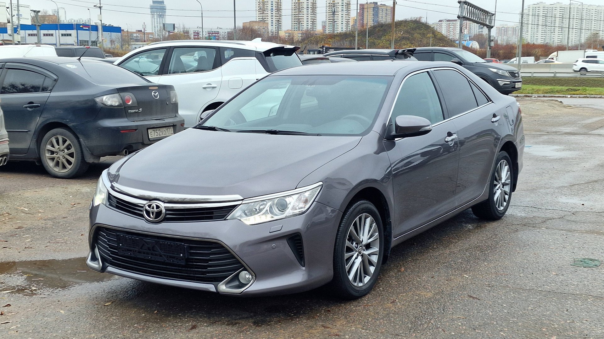 TOYOTA Camry (2016) смотреть онлайн