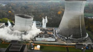 В Германии взорвали охладительные установки крупнейшей в прошлом АЭС «Гундремминген»