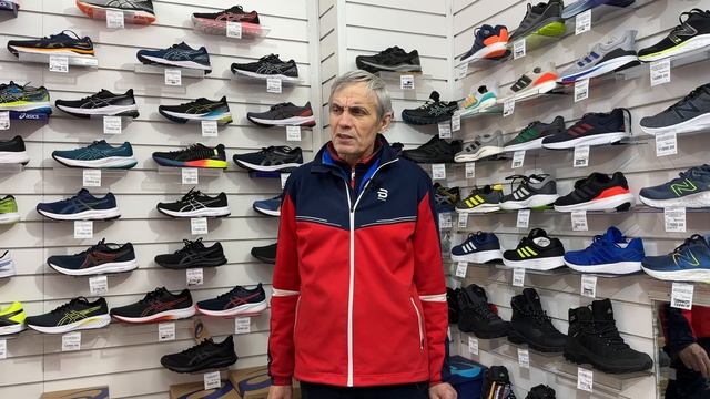 Беговые кроссовки. Подбор для себя и какую фирму рассмотреть! смотреть онлайн