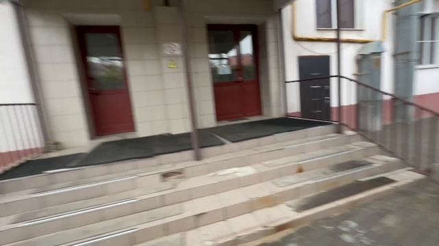 Офисное здание (вид со стороны двора) смотреть онлайн