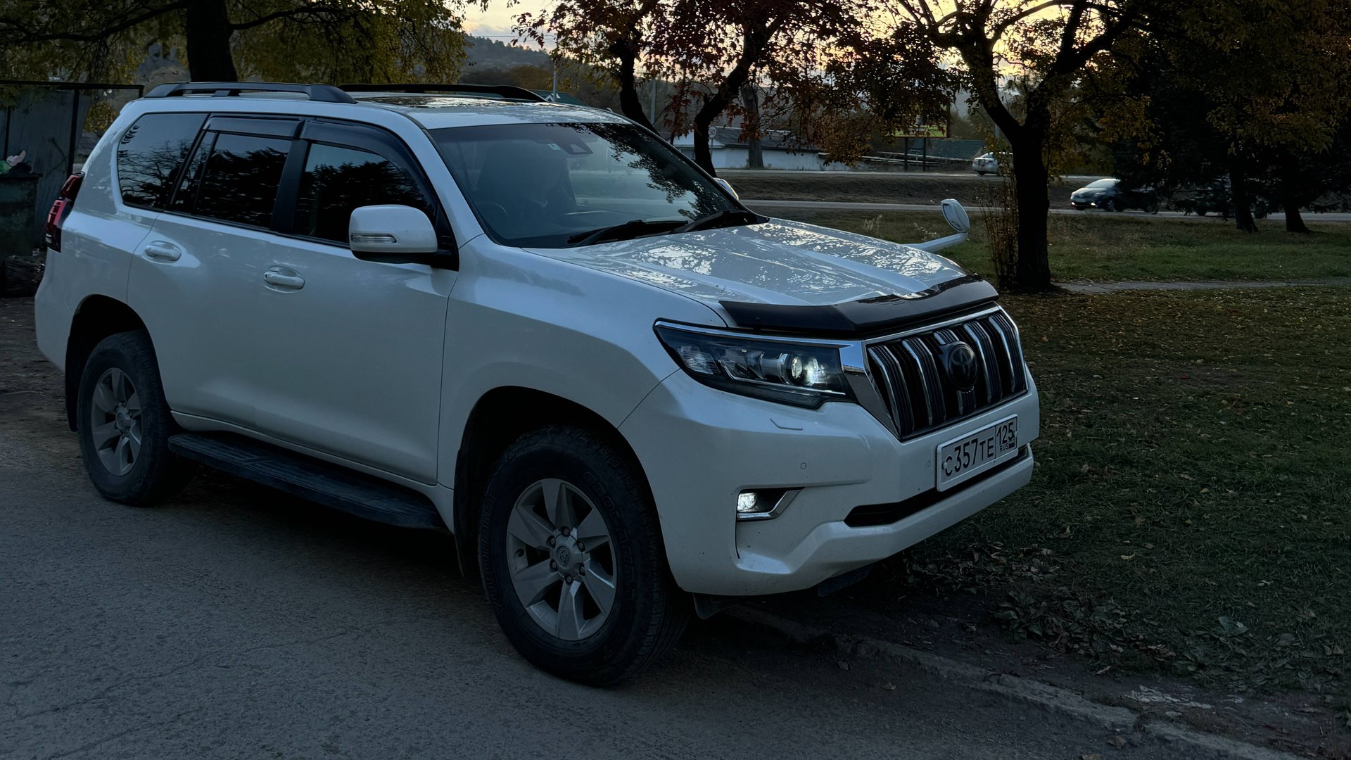 Toyota Land Cruiser Prado 2017 Владивосток | 2.7 бензин, 4WD, 76 000 км, НЕ ржавый! обзор и продажа