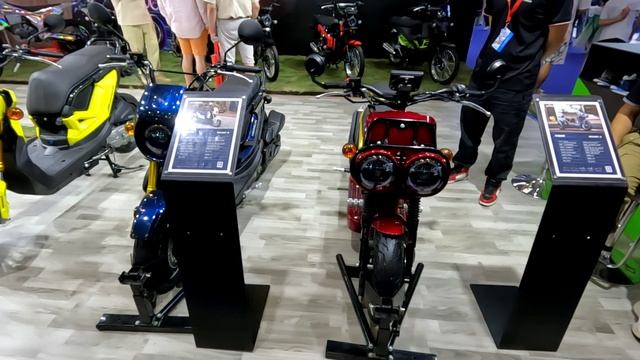 Мотоциклы HOOSUN Выставка CIMA MOTOR Часть 16 смотреть онлайн