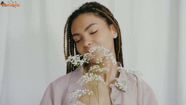 Umar Keyn - White Roses | Retro Disco Vibes ! смотреть онлайн