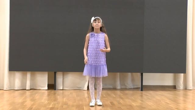 Стихотворение "Цветы" Автор Муса Джалиль. Читает Мария Борискина. Театральная студия "Пармин" смотреть онлайн