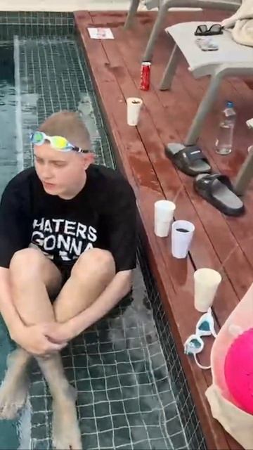 Мой обычный хейтер смотреть онлайн