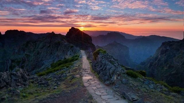 "Найти себя" - ПЕРЕЛОМ (OFFICIAL MUSIC VIDEO) смотреть онлайн