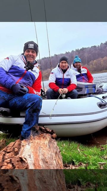 Рыбалка с В.В.Путин смотреть онлайн