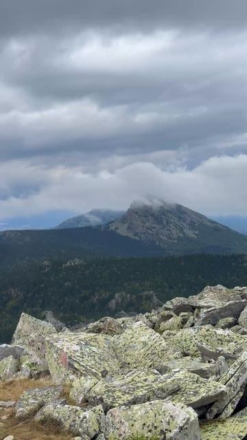 Таганай. Туманный суровый Урал #поход #путешествуемпороссии #природа #горы