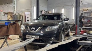 Ниссан Х-траил - Замена лобового стекла