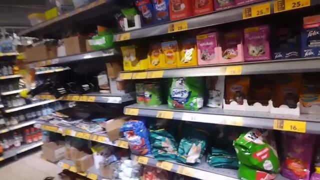 Прогулка в магазине пятёрочка. смотреть онлайн